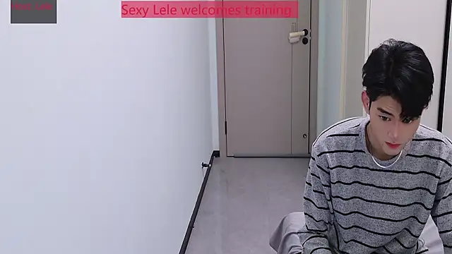 sexyboy-lele live sex cam