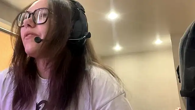 KerriMcbreen's web cam