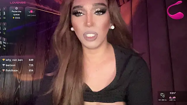 Lo_la_69 live sex cam