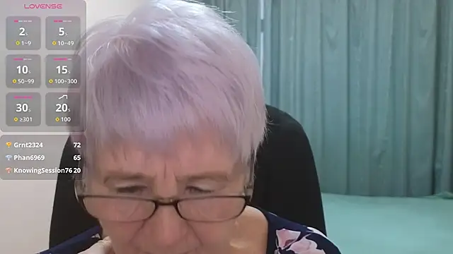 Sandra_Snowflake live sex cam