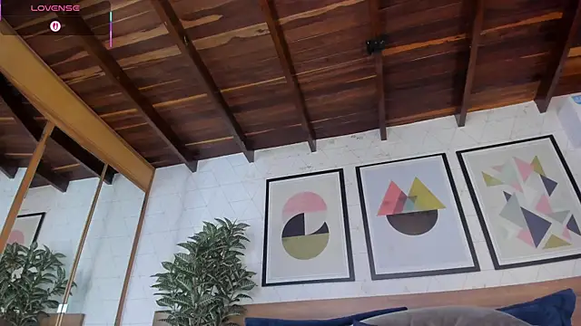 MiaKay1 live sex cam