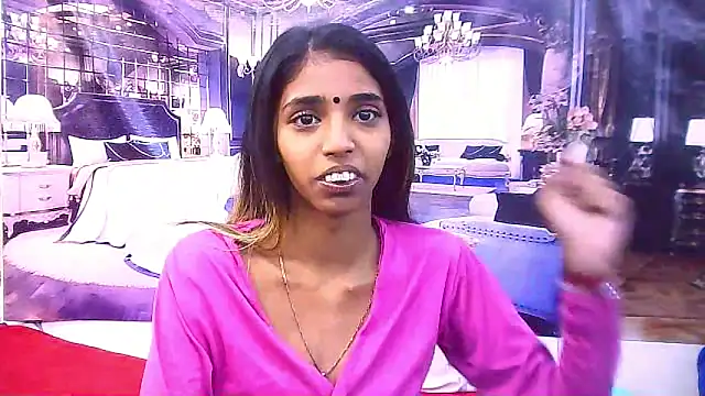 IndianSexySlender live sex cam