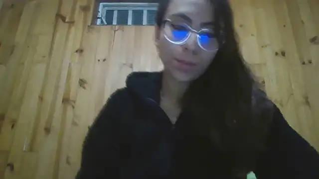 Roselingalvis13's cam snapshot