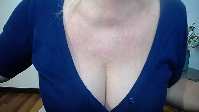 BlondyLeeBest live sex cam