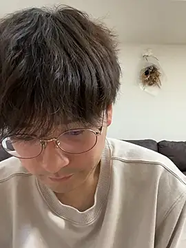 yuuki8910 live sex cam