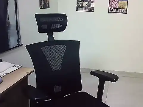 Gigi_Scott_'s cam snapshot