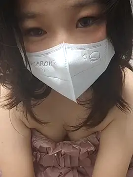 miniiceyya live sex cam