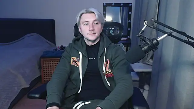 Elvin_Vaenight live sex cam