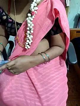 lolida69thamil's cam snapshot