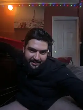 bigdickgio6923 live sex cam