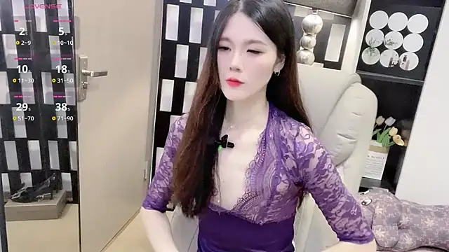 Yueyue-MM live sex cam