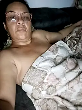 AnittaTettona live sex cam