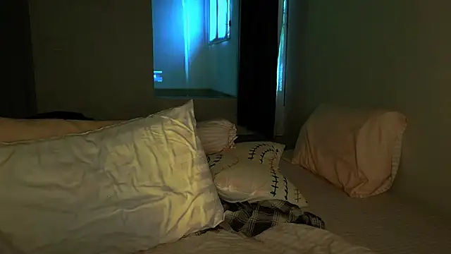 TiaDoll live sex cam