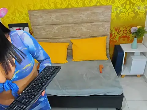 ElianaCollins's cam snapshot