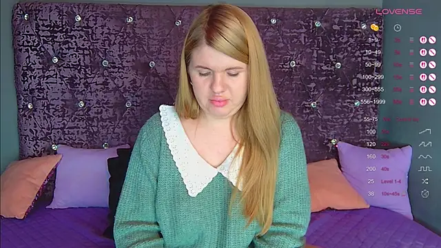 NoraBigAss live sex cam