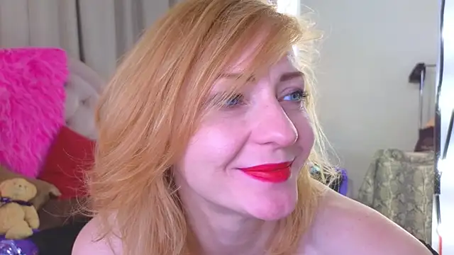 SquirtyAlisa live sex cam