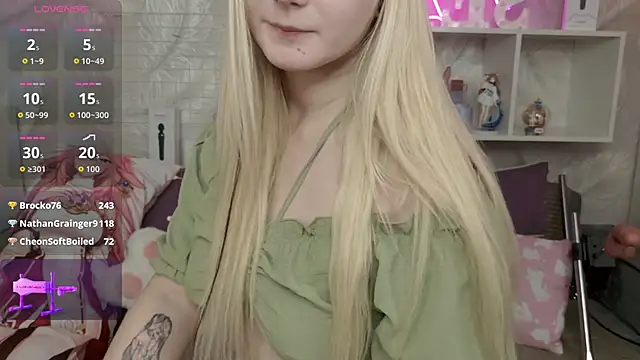 MeowkaKitty live sex cam