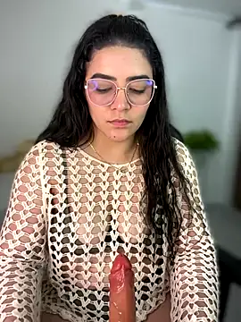 Lia_flowers live sex cam