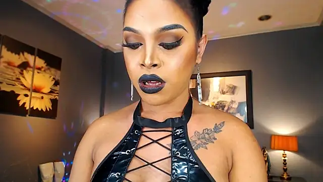 MarryQueen22 live sex cam