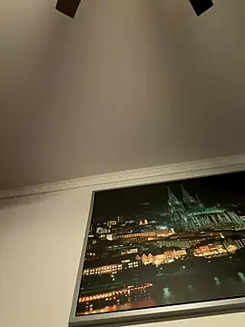 Hornyblond_Bella live sex cam