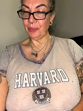 dieseldame1313 live sex cam