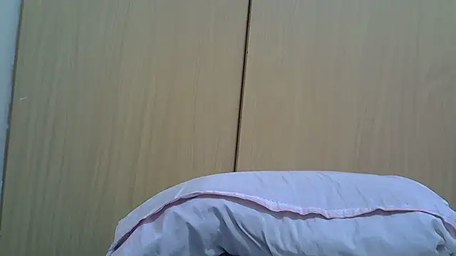 pretty_brina live sex cam