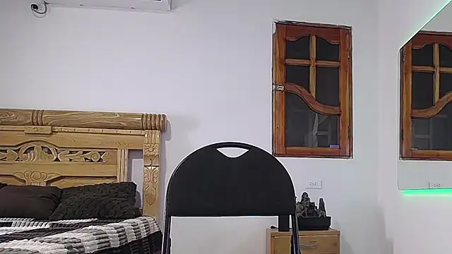 black_boy22_'s cam snapshot