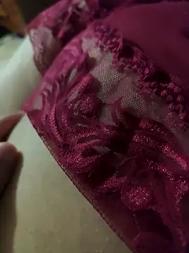 MadaamJizz_DickLewd live sex cam