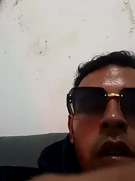 Badboy12_78's cam snapshot