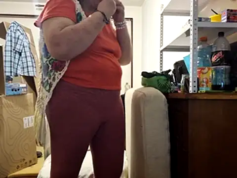 Samantha_Squirt@xh live sex cam