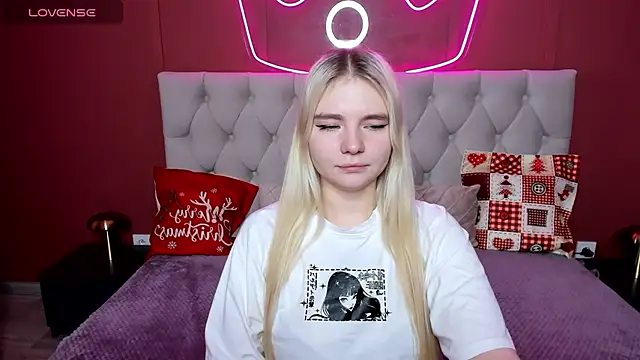 RuthBryant's cam snapshot