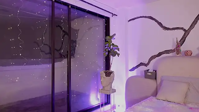 SarahCastro1_'s cam snapshot