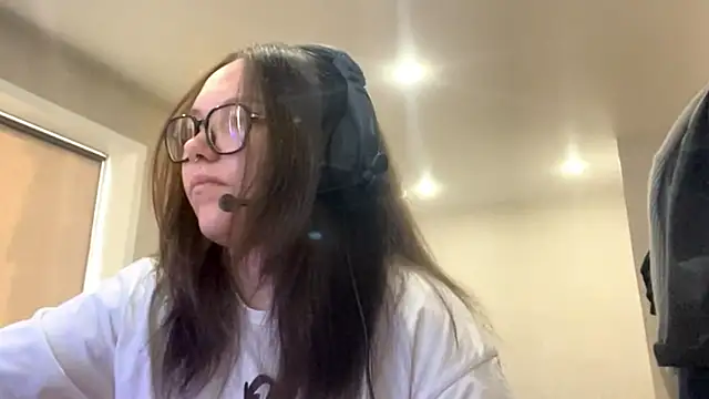 KerriMcbreen's cam snapshot