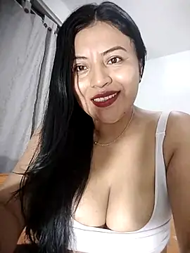 Laura---2012's cam snapshot