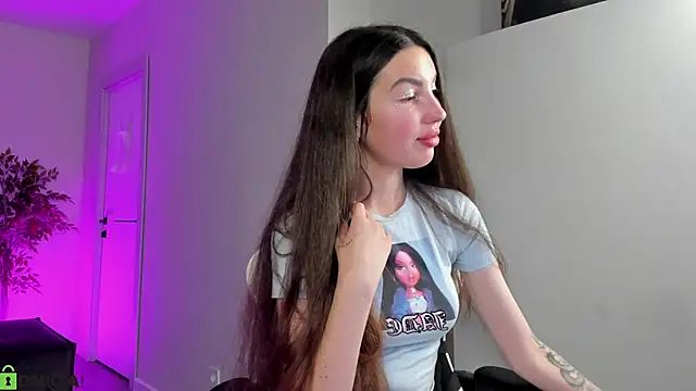 LiraRevery's cam snapshot