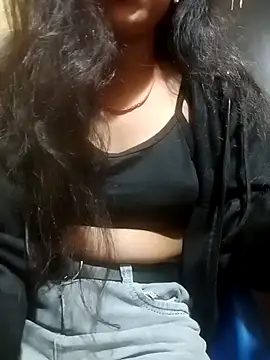 Mahi677 live sex cam