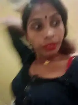 Veshali_Love143's cam snapshot