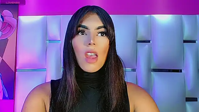 AithanaBlaze live sex cam