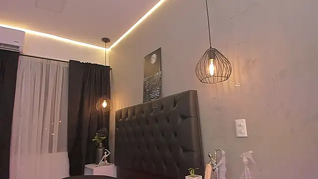 maddy__moon live sex cam