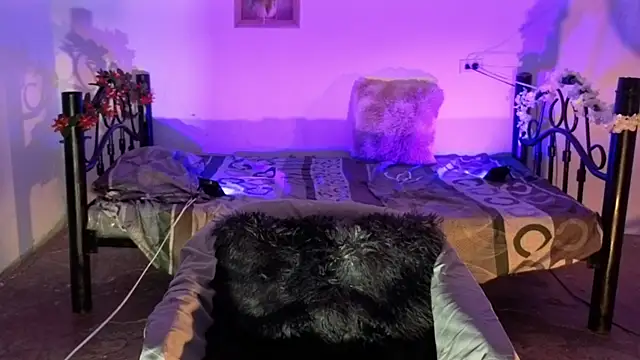 ginebra-n18 live sex cam