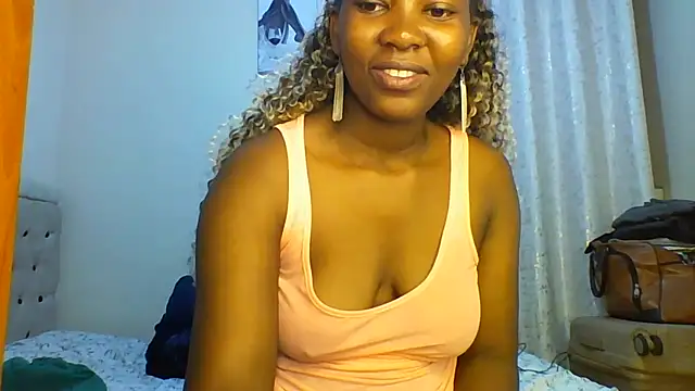 Petitiebooty live sex cam