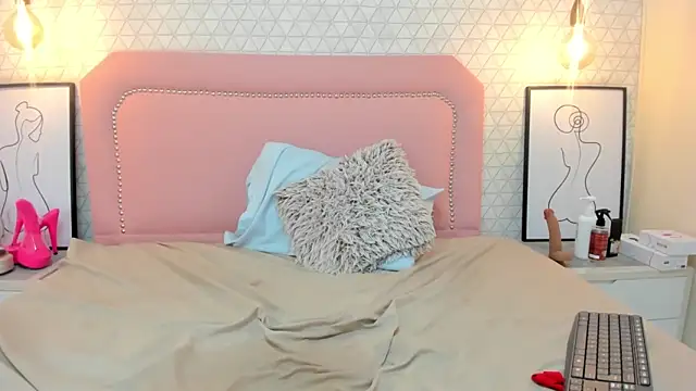 TAYLORMEYER1 live sex cam