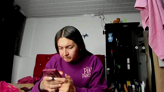 Sweet-Suck69 live sex cam