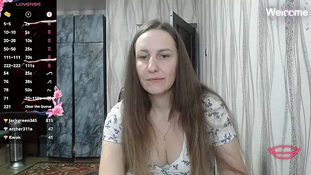 Yevgeshka-Milashka live sex cam