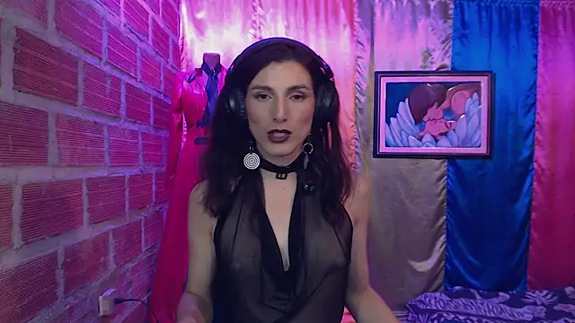 Moira-Hot live sex cam