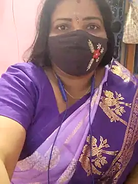 lathikaqueentamil live sex cam