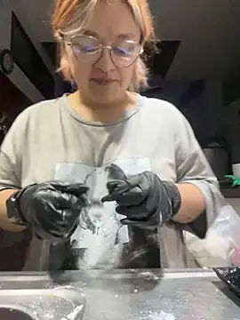 Sophia_Weest99 live sex cam