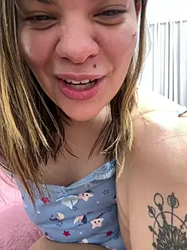 Zyrella's cam snapshot