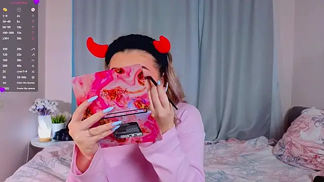 AliaBuerstatte's cam snapshot