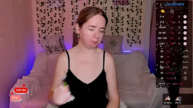 Evaa_Grey's cam snapshot